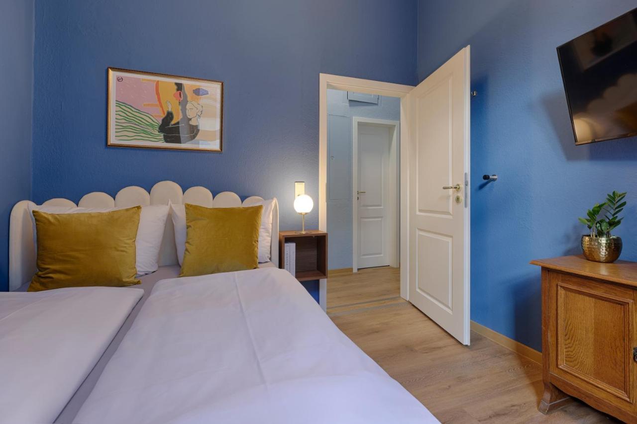 Homie Stay Am Marktplatz - Wohnen Im Historischen Balthasar-Neumann-Apartment Würzburg Eksteriør bilde