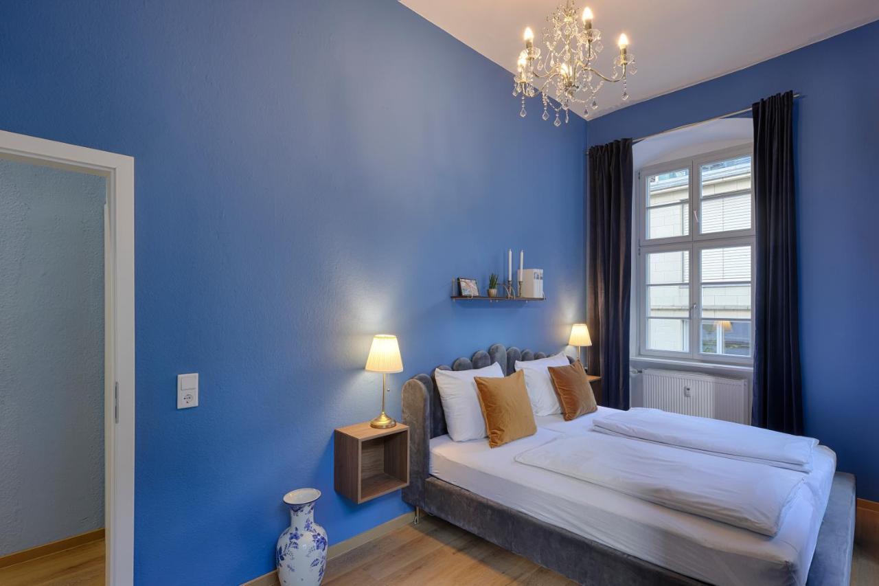 Homie Stay Am Marktplatz - Wohnen Im Historischen Balthasar-Neumann-Apartment Würzburg Eksteriør bilde
